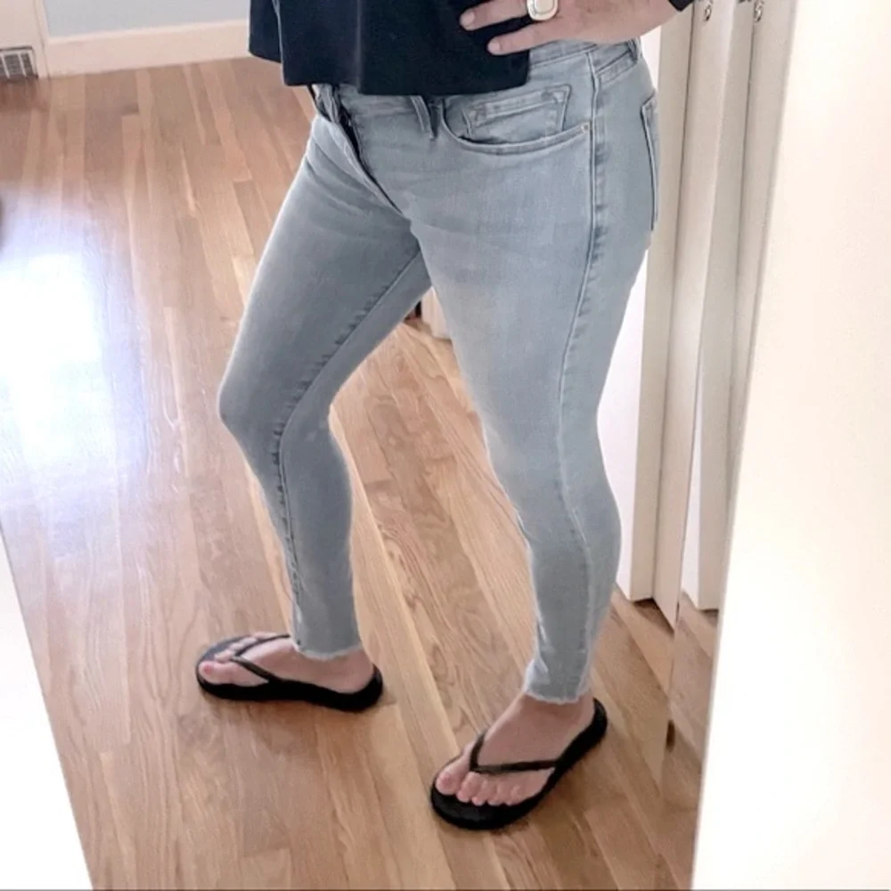 Frame Le Skinny De Jeanne Crop - Picture 3 of 10